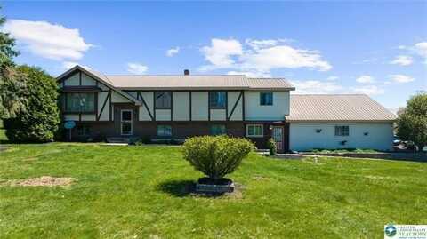 2727 Buss Road, Moore, PA 18014