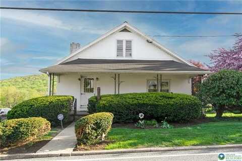 6566 Kings Highway, Upper Milford, PA 18092