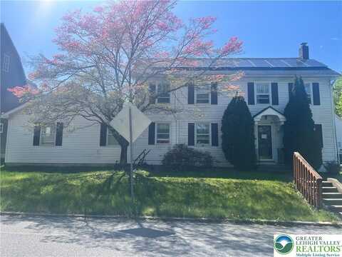 8204 BROWN Street, Washington, PA 18079