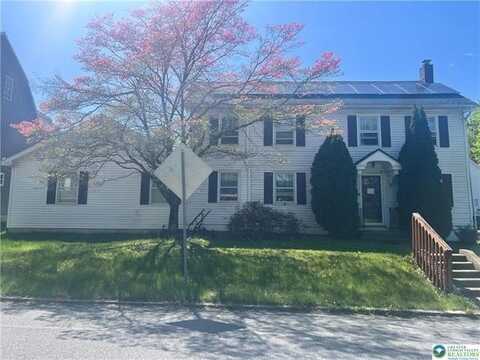 8204 BROWN Street, Washington, PA 18079