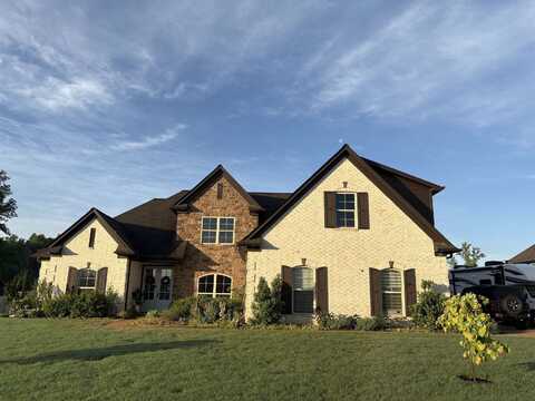 118 SWEETGUM, Atoka, TN 38004
