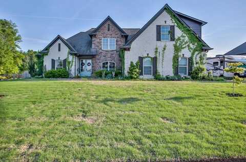 118 SWEETGUM, Atoka, TN 38004