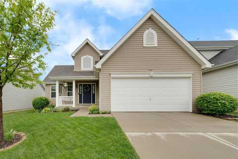 206 Pecan Bluffs Drive, Wentzville, MO 63385