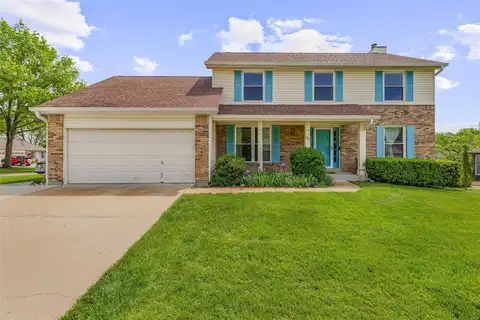 842 Oakmoor Drive, Fenton, MO 63026