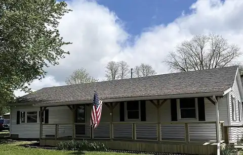 310 N Bond Street, Vandalia, IL 62471