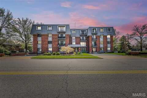 450 W Adams Avenue, Saint Louis, MO 63122