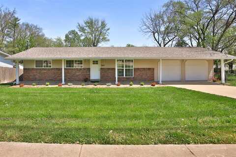740 Jungs Station Road, Saint Charles, MO 63303
