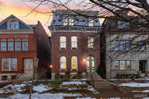 2326 Albion Place, Saint Louis, MO 63104