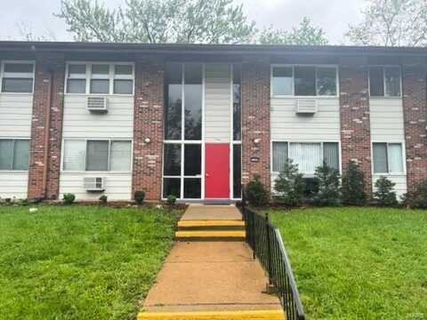 7300 Sieloff Drive, Hazelwood, MO 63042