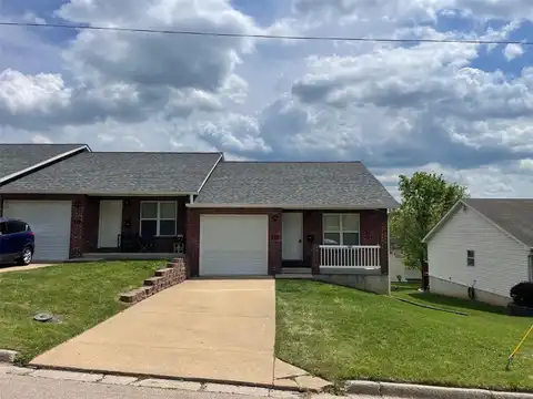 527 N 5th Street, De Soto, MO 63020