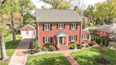 1210 McKinley Boulevard, Alton, IL 62002