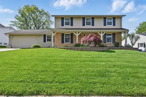 15586 Cedarmill Drive, Chesterfield, MO 63017