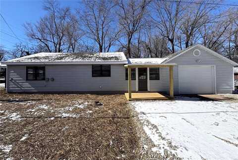 300 W 5th Street, Dixon, MO 65459