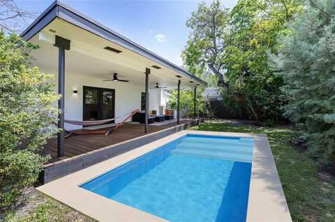 412 NW 41st St, Miami, FL 33127