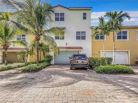 12448 NW 17th Mnr, Pembroke Pines, FL 33028