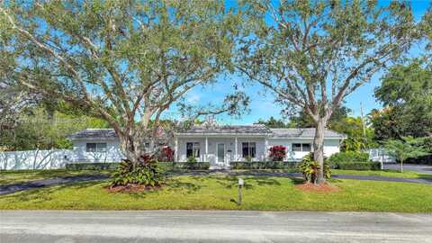 8195 SW 151st St, Palmetto Bay, FL 33158