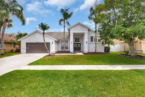 7649 Briar Cliff Cir, Lake Worth, FL 33467
