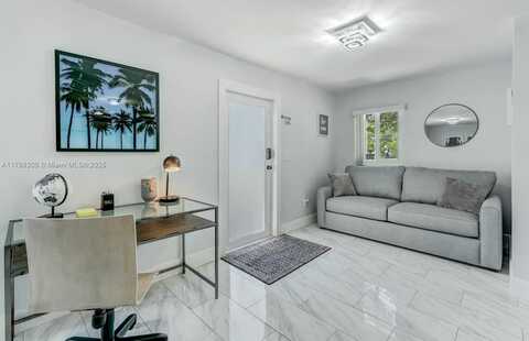 211 SW 4th Ave, Hallandale Beach, FL 33009