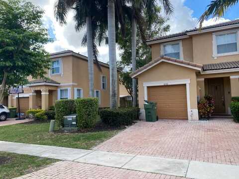 1030 NE 42ND AVE, Homestead, FL 33033