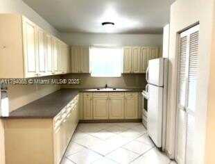 181 NW 47th Ave, Miami, FL 33126