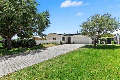 2070 NE 54th Ct, Fort Lauderdale, FL 33308