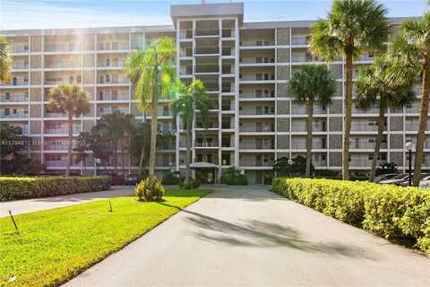 3150 N Palm Aire Dr, Pompano Beach, FL 33069