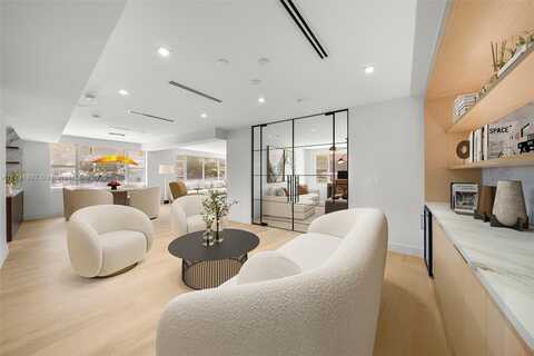 5255 Collins Ave, Miami Beach, FL 33140