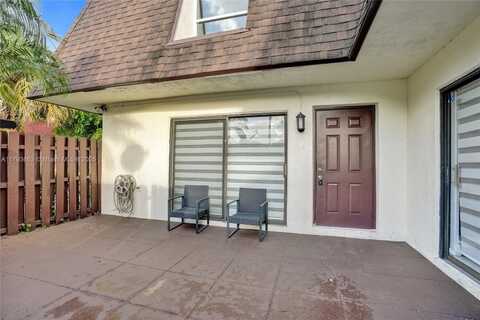 7947 Tam Oshanter Blvd, North Lauderdale, FL 33068