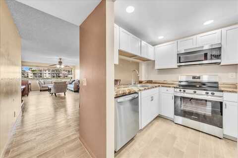 2793 NW 104th Ave, Sunrise, FL 33322