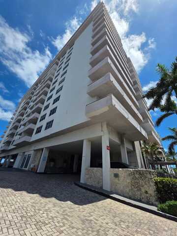 9225 Collins Ave, Surfside, FL 33154