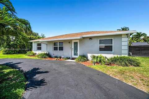 19445 Carolina Cir, Boca Raton, FL 33434