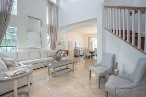 15852 SW 15th St, Davie, FL 33326