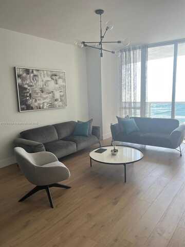 16001 Collins Ave, Sunny Isles Beach, FL 33160