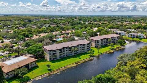 2660 N Carambola Cir N, Coconut Creek, FL 33066