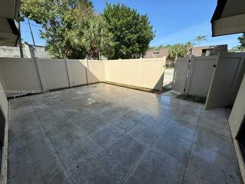 7409 74th Way, West Palm Beach, FL 33407