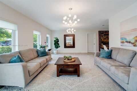 10861 SW 126th St, Miami, FL 33176