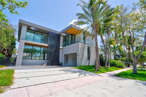 735 Fernwood Rd, Key Biscayne, FL 33149
