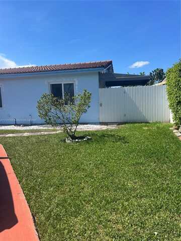 3325 SW Village Green Dr, Miami, FL 33175