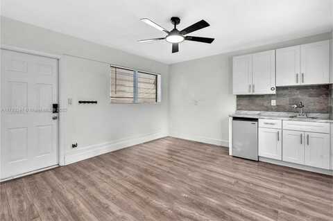 327 NE 55th St, Miami, FL 33137
