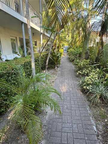 4780 Pine Tree Dr, Miami Beach, FL 33140