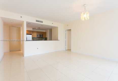 1050 Brickell Ave, Miami, FL 33131