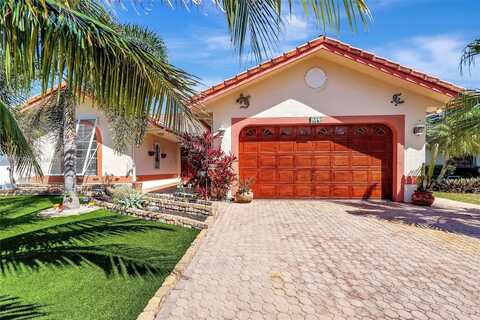 419 SE 6th St, Dania Beach, FL 33004
