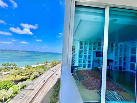 601 NE 36th St, Miami, FL 33137