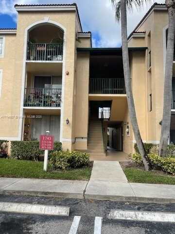 1743 Village Boulevard, West Palm Beach, FL 33409