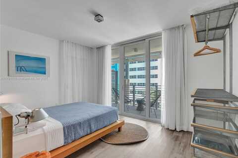 6080 Collins Ave, Miami Beach, FL 33140