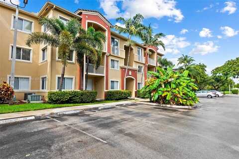 7085 Nova Dr, Davie, FL 33317