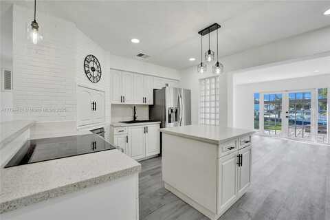 4611 SW 34th Ave, Dania Beach, FL 33312