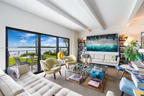 166 Harbor Dr, Key Biscayne, FL 33149