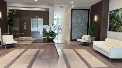 7875 NW 107th Ave, Doral, FL 33178