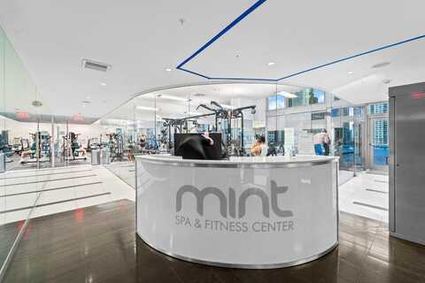 92 SW 3rd St, Miami, FL 33130